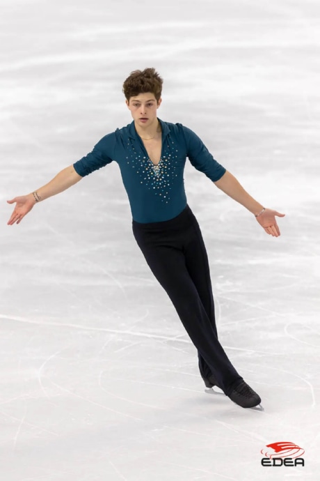Ice Gallery Skates U.S.