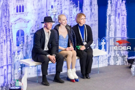Ice Gallery Skates U.S.