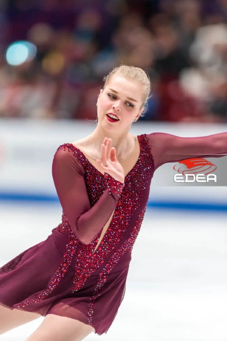 Ice Gallery Skates U.S.