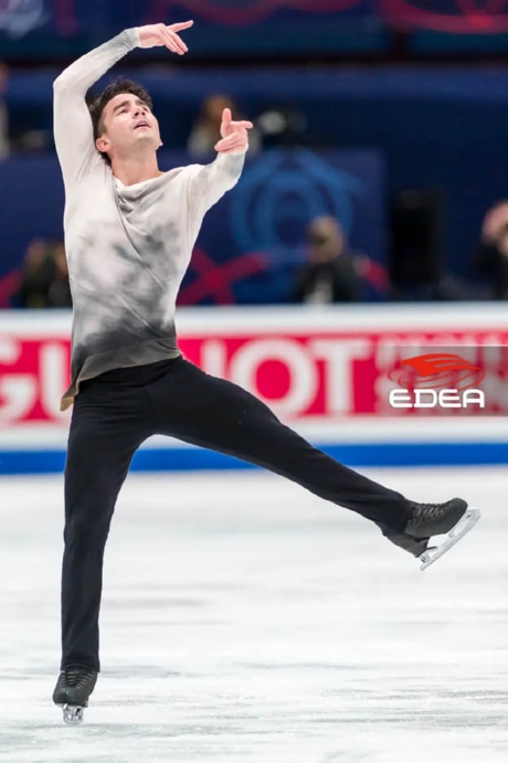 Ice Gallery Skates U.S.