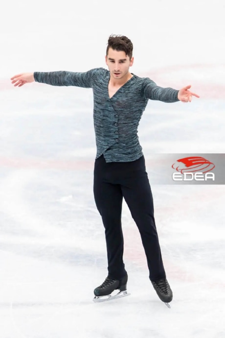 Ice Gallery Skates U.S.