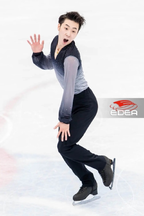 Ice Gallery Skates U.S.