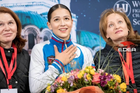 Ice Gallery Skates U.S.