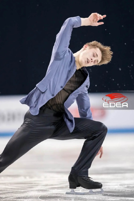 Ice Gallery Skates U.S.