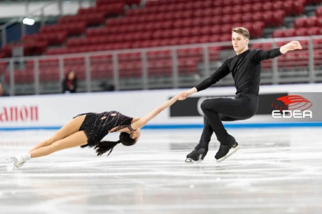 Ice Gallery Skates U.S.