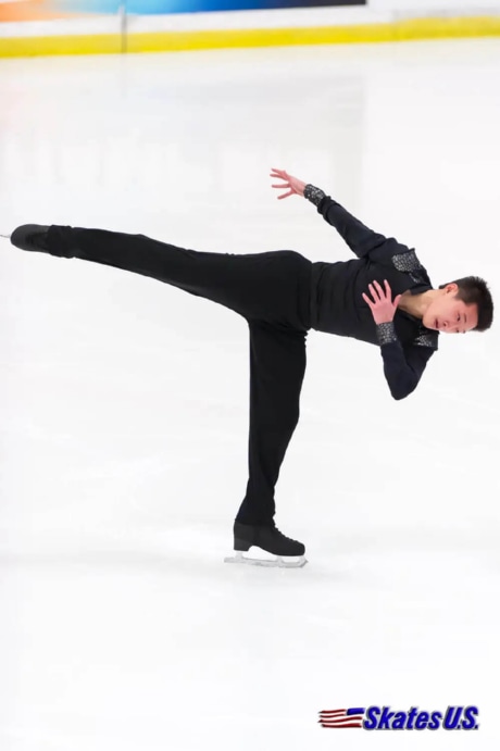 Ice Gallery Skates U.S.