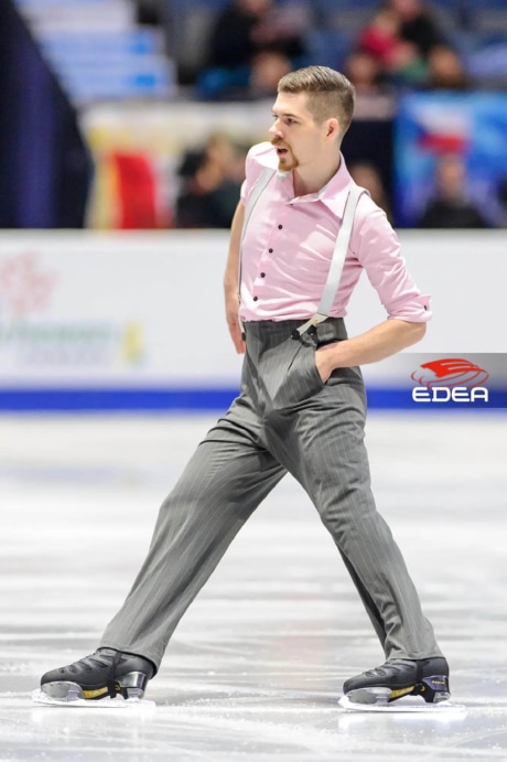 Ice Gallery Skates U.S.
