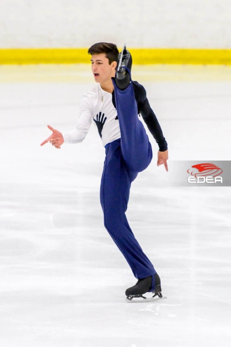 Ice Gallery Skates U.S.