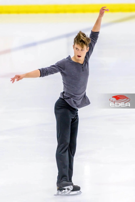 Ice Gallery Skates U.S.