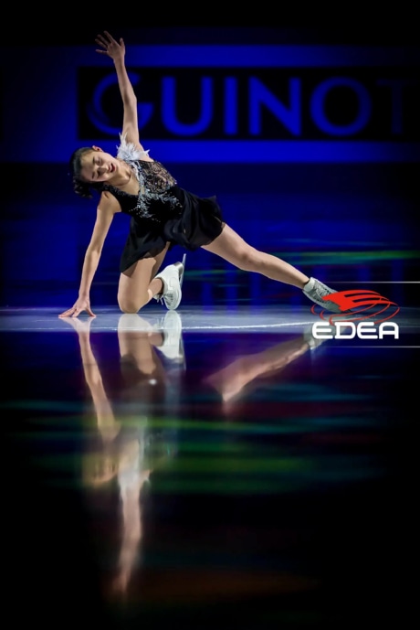 Ice Gallery Skates U.S.