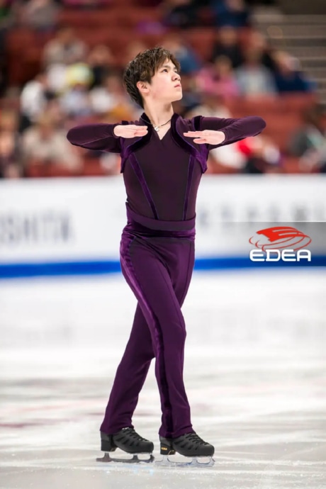 Ice Gallery Skates U.S.