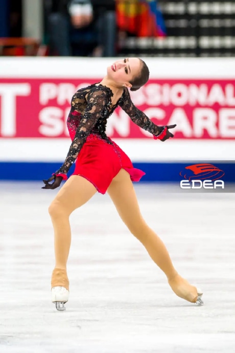 Ice Gallery Skates U.S.