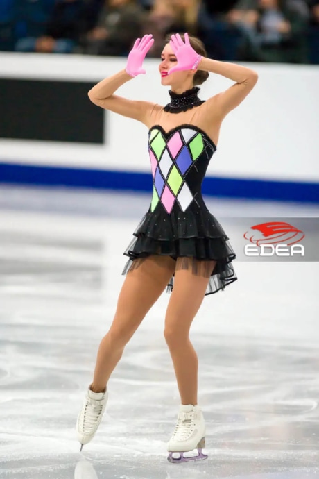 Ice Gallery Skates U.S.