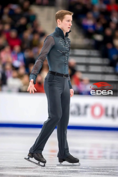 Ice Gallery Skates U.S.