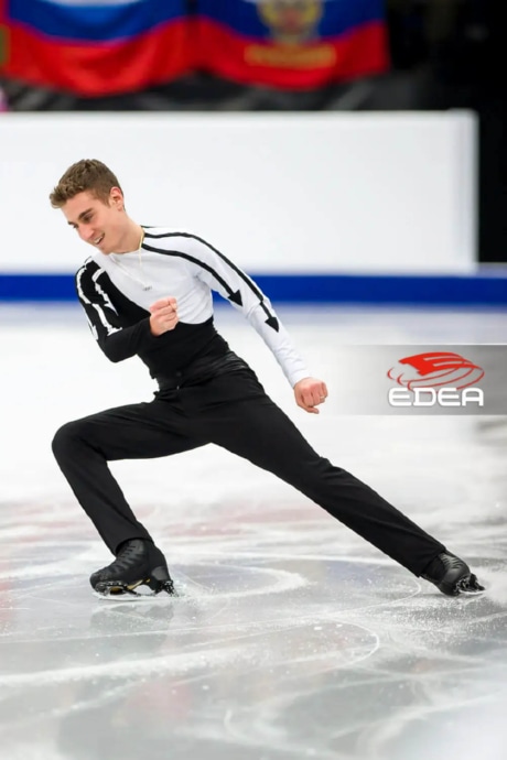 Ice Gallery Skates U.S.