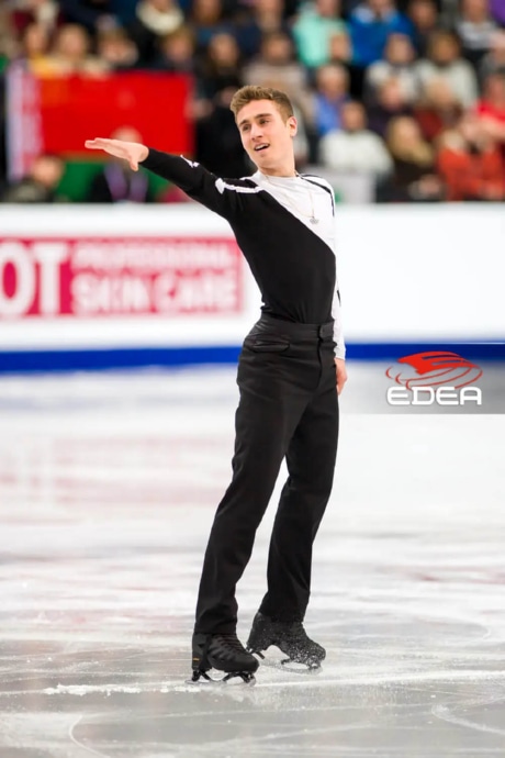 Ice Gallery Skates U.S.