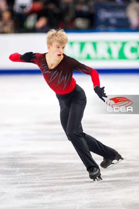 Ice Gallery Skates U.S.