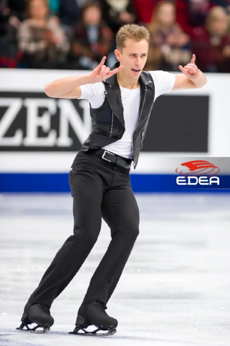 Ice Gallery Skates U.S.