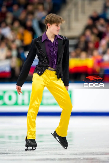 Ice Gallery Skates U.S.