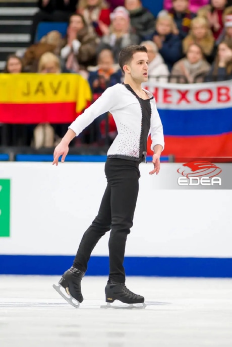 Ice Gallery Skates U.S.