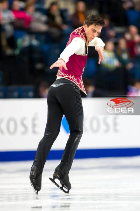 Ice Gallery Skates U.S.