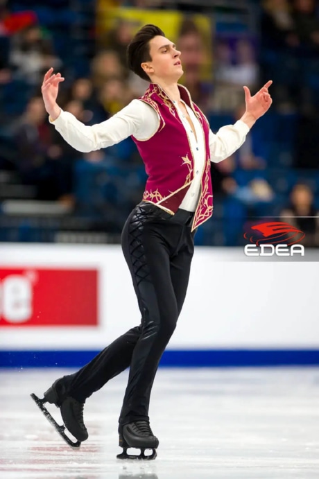 Ice Gallery Skates U.S.