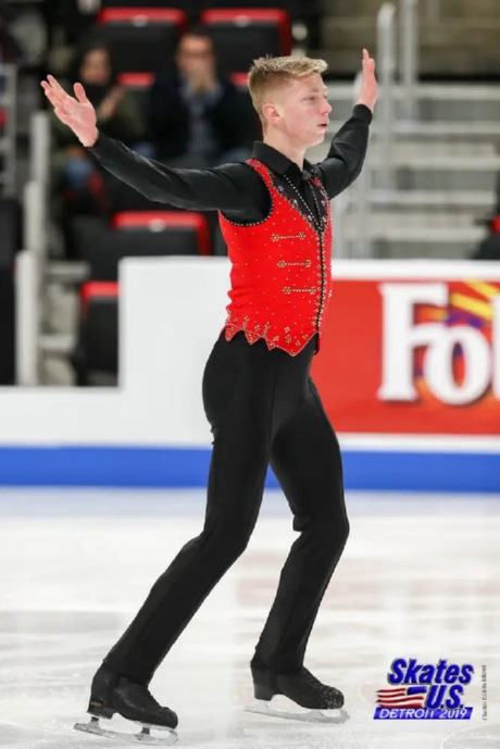 Ice Gallery Skates U.S.