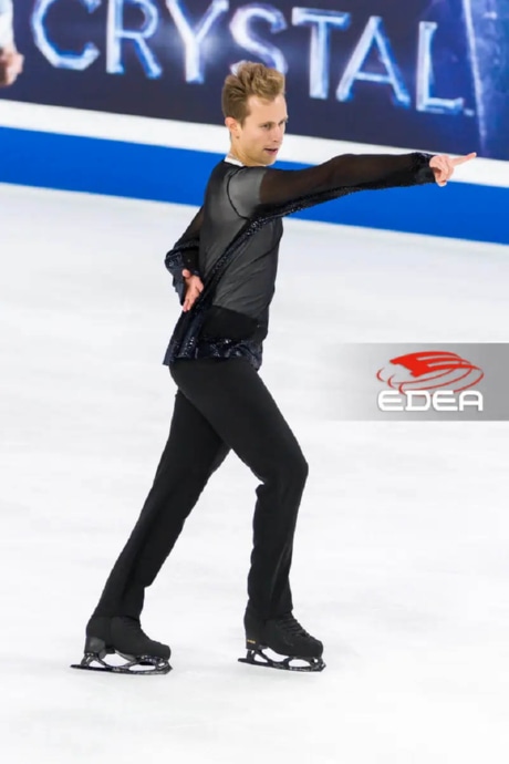Ice Gallery Skates U.S.