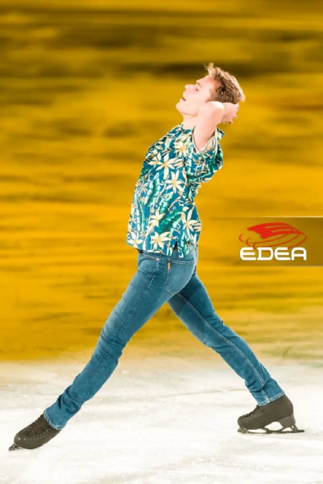 Ice Gallery Skates U.S.