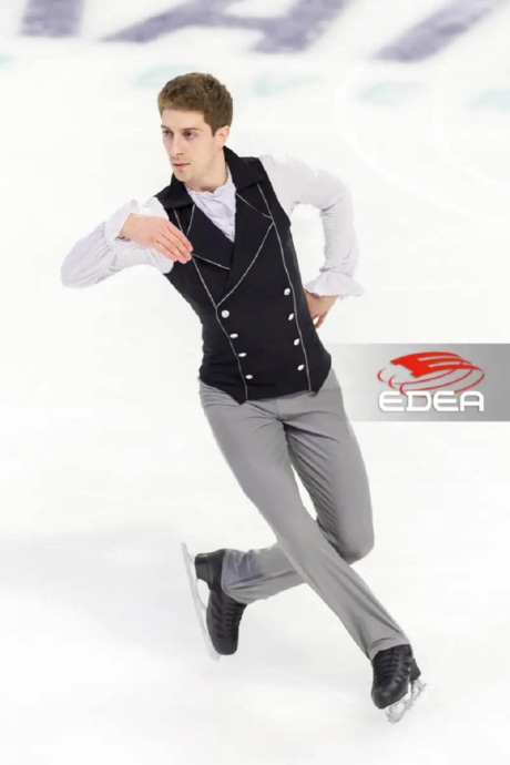 Ice Gallery Skates U.S.