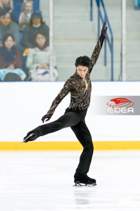 Ice Gallery Skates U.S.