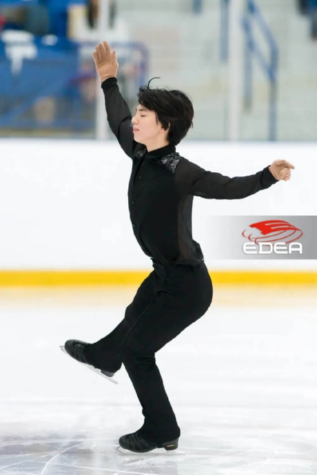 Ice Gallery Skates U.S.