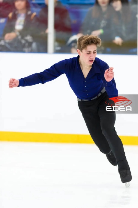 Ice Gallery Skates U.S.