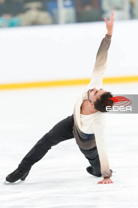 Ice Gallery Skates U.S.