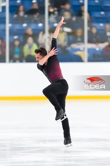 Ice Gallery Skates U.S.
