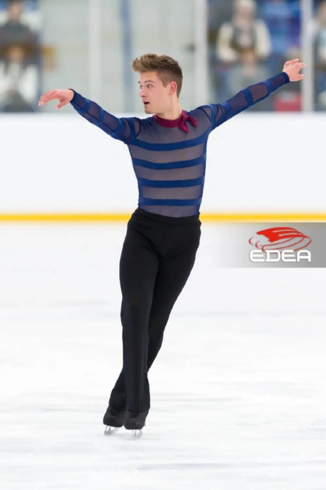 Ice Gallery Skates U.S.