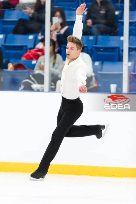 Ice Gallery Skates U.S.
