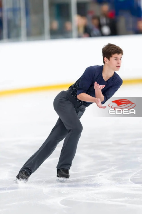 Ice Gallery Skates U.S.