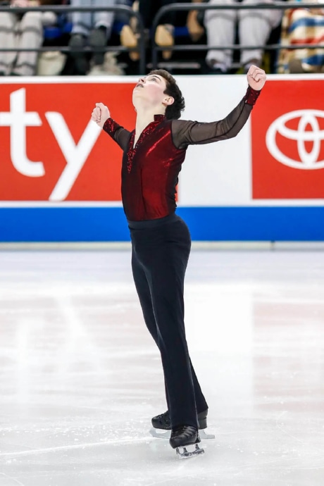 Ice Gallery Skates U.S.