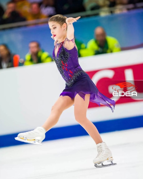 Ice Gallery Skates U.S.