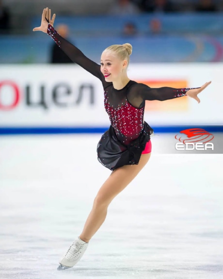 Ice Gallery Skates U.S.