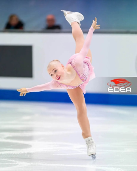 Ice Gallery Skates U.S.