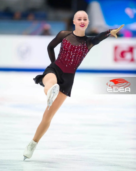 Ice Gallery Skates U.S.