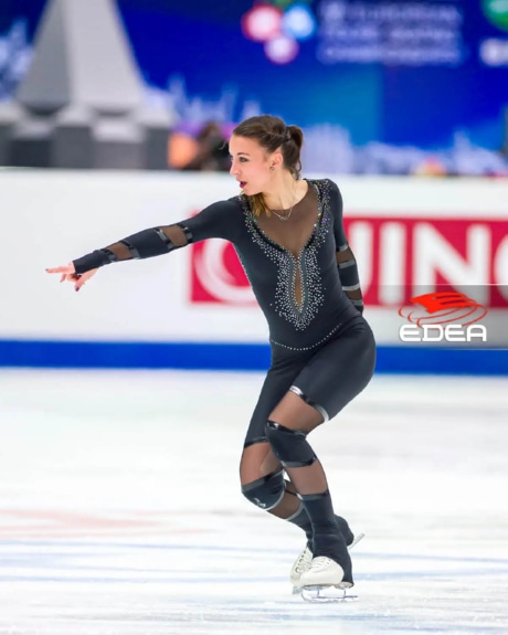 Ice Gallery Skates U.S.