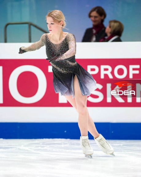 Ice Gallery Skates U.S.