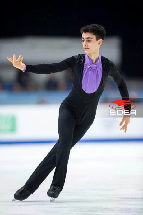 Ice Gallery Skates U.S.