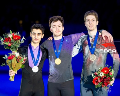 Ice Gallery Skates U.S.