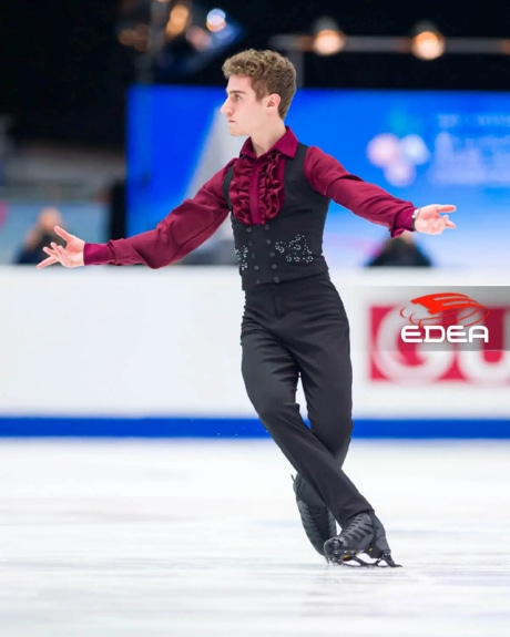 Ice Gallery Skates U.S.