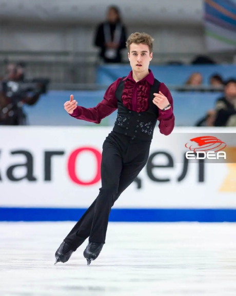 Ice Gallery Skates U.S.