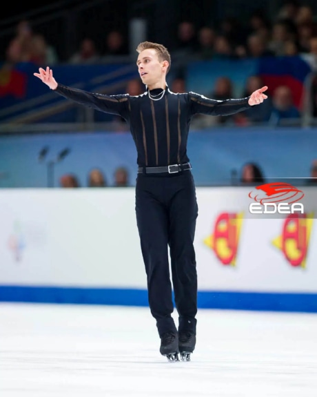 Ice Gallery Skates U.S.